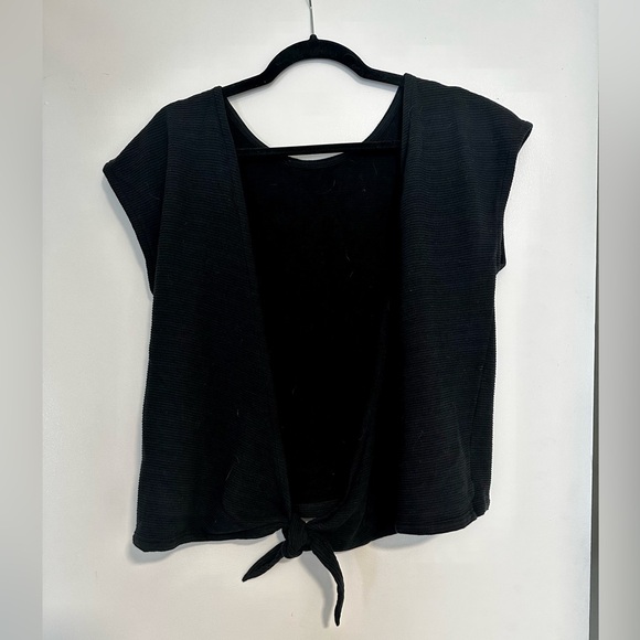Club Monaco Tyrena Tie-Back Top - Picture 2 of 8